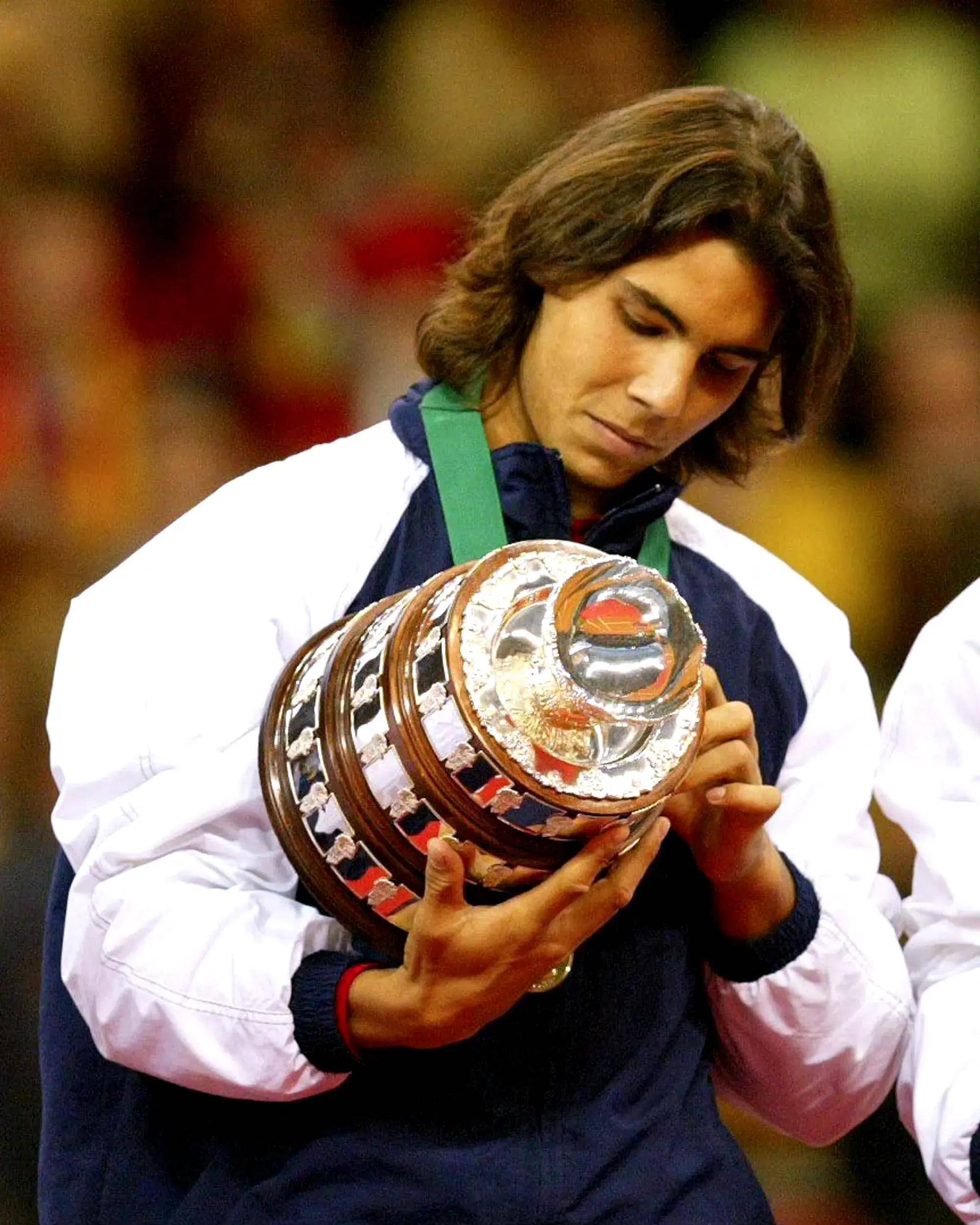 黑白体育-纳达尔连续二十场比赛得分超过重要助攻，C9不断突破！