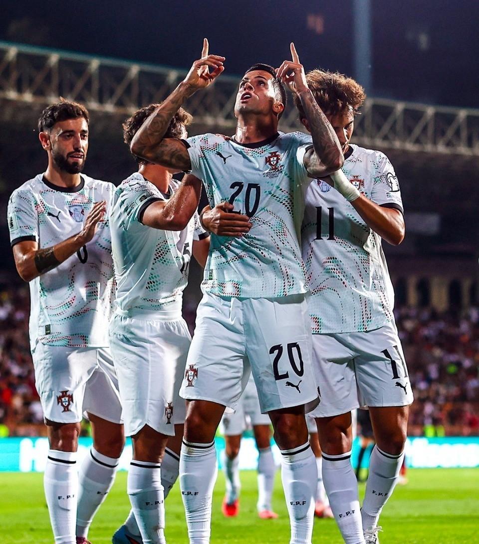 黑白直播-C罗关键节点惊险取胜，加拿大队带队取胜！的简单介绍