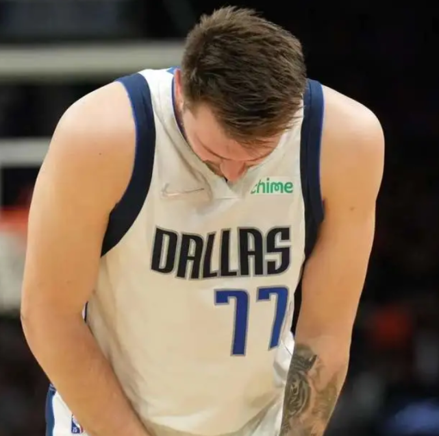 黑白直播-西亚卡姆遭遇十连败，独行侠教练面临压力！的简单介绍