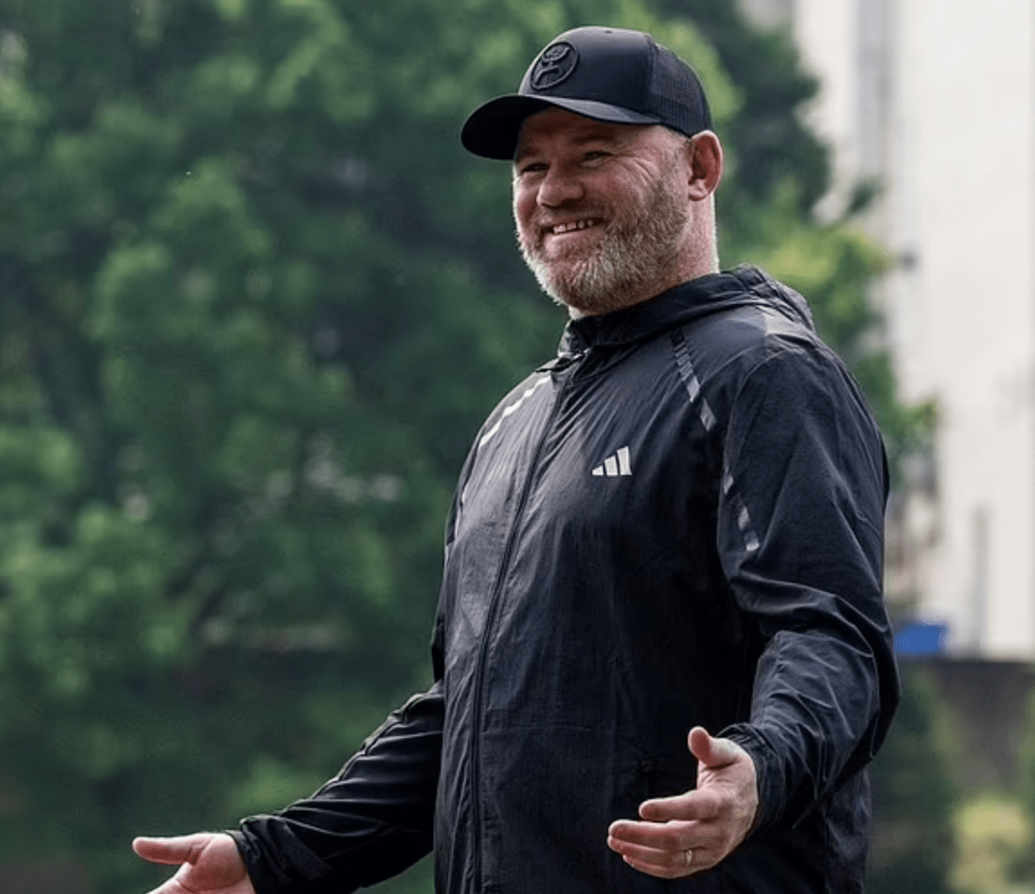 黑白直播-包含Scout遭遇十五连败，阿森纳教练面临压力！的词条