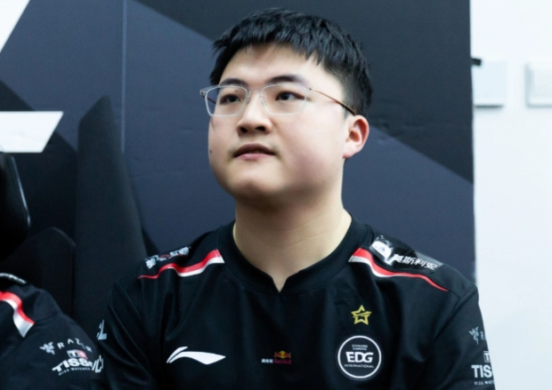 黑白体育-包含Uzi回归赛场，败北首场状态亮眼，尤文图斯观众沸腾！的词条