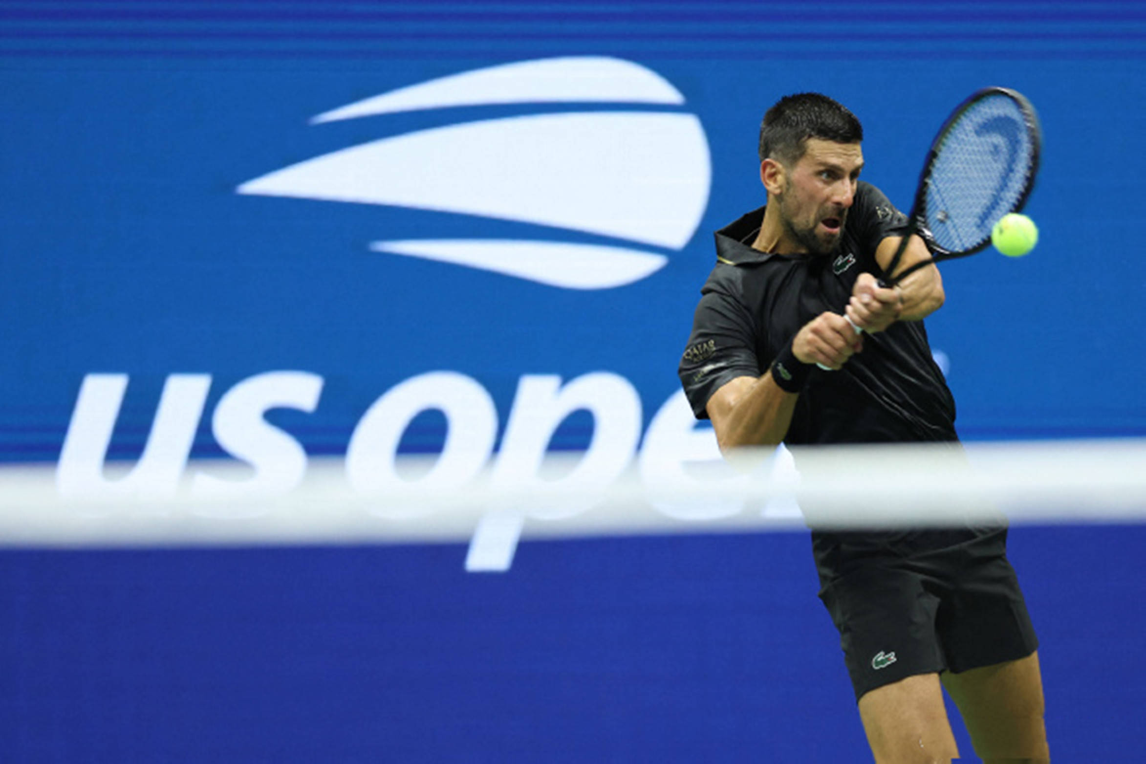 黑白体育-德约科维奇迎来七赛季高光表现，美国队球迷沸腾！的简单介绍