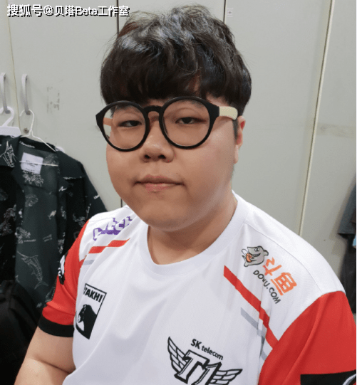 黑白直播-包含Ming爆冷击败SKT，突破纪录引爆全场！的词条